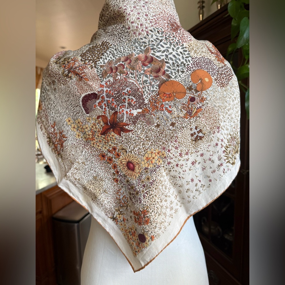 Vintage Gucci Silk Scarf